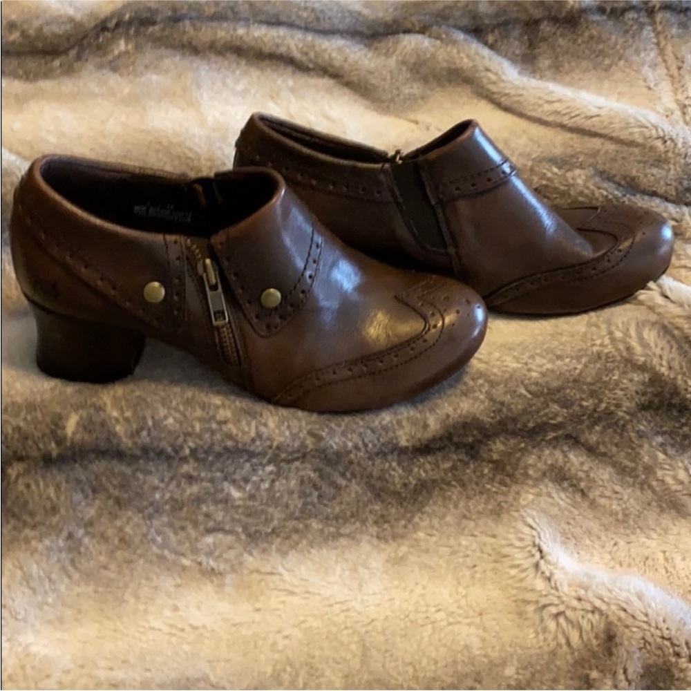 Born brown shoes SZ 7 ❤️❤️❤️ - Picture 3 of 4